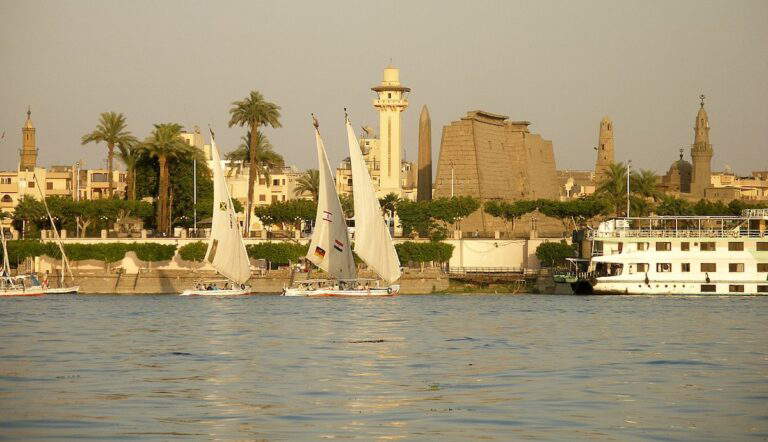 archaeologists-unearth-ancient-egyptian-tomb-luxor