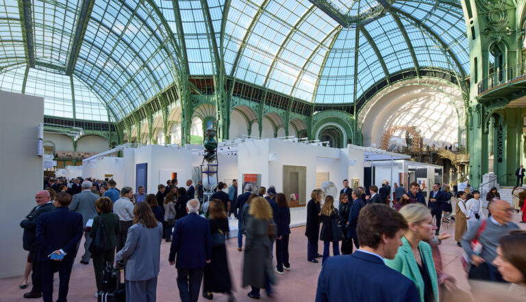 art-basel-paris-opens-grand-palais