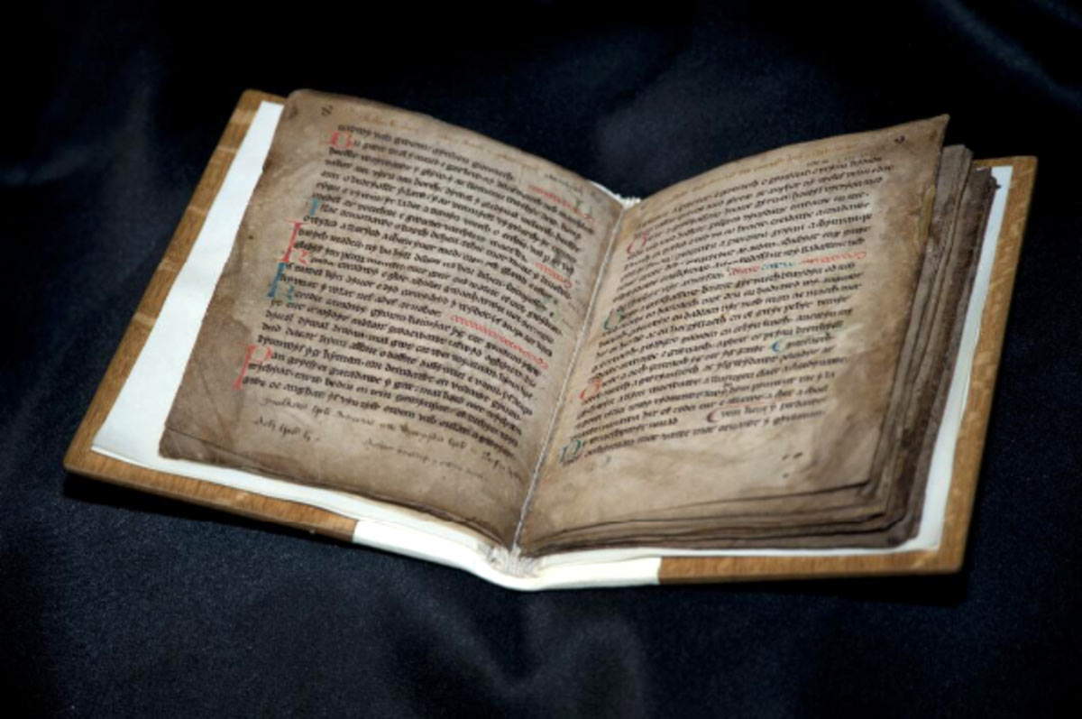 book aneirin y gododdin