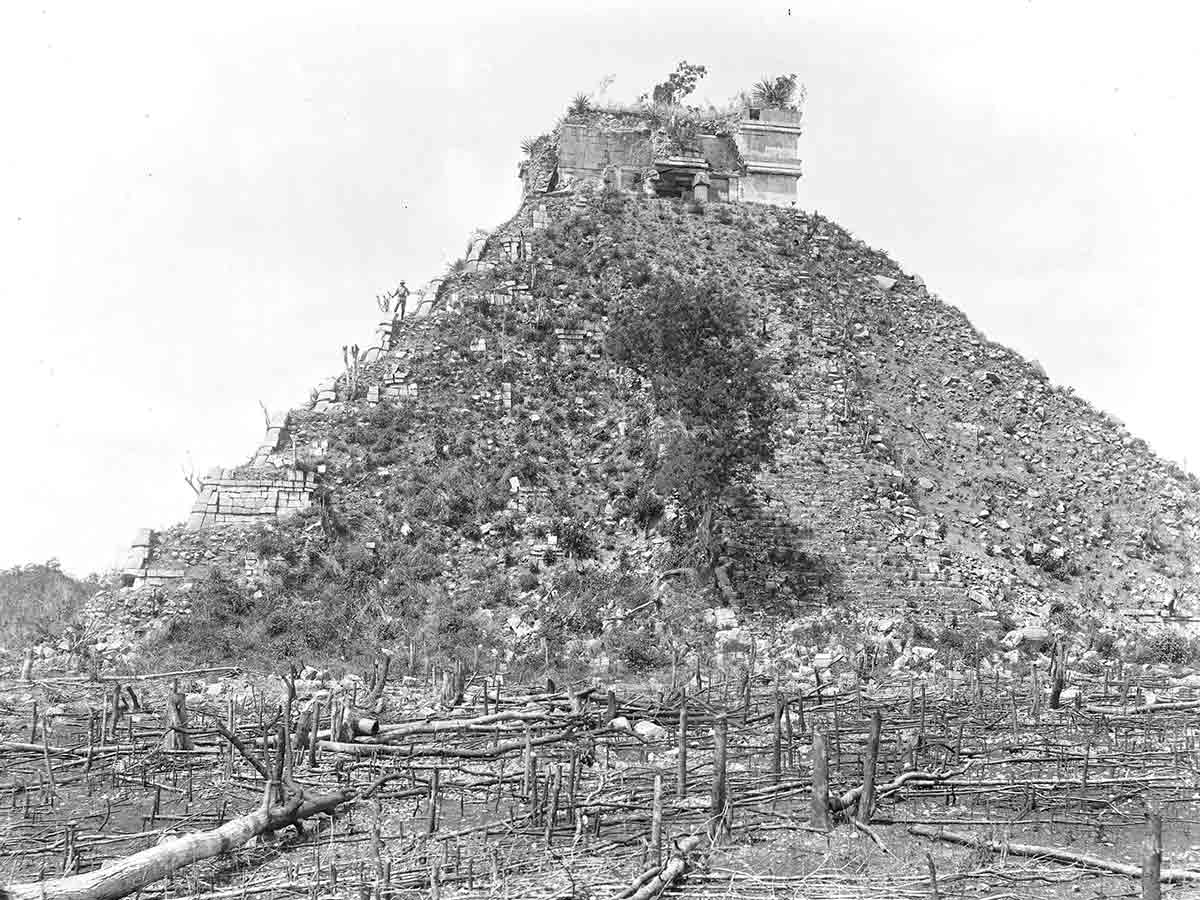 Chichen Itza Castillo Great Plaza 1889