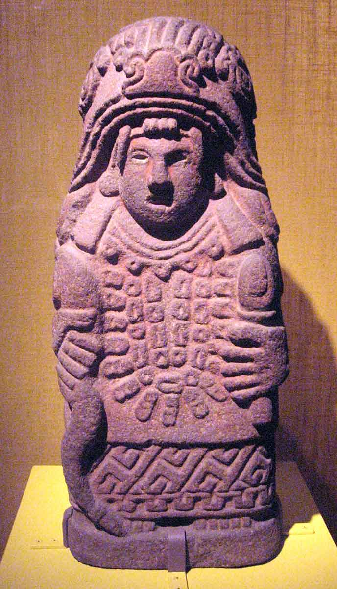 cihuacoatl_statue_museo_nacional_antropologia