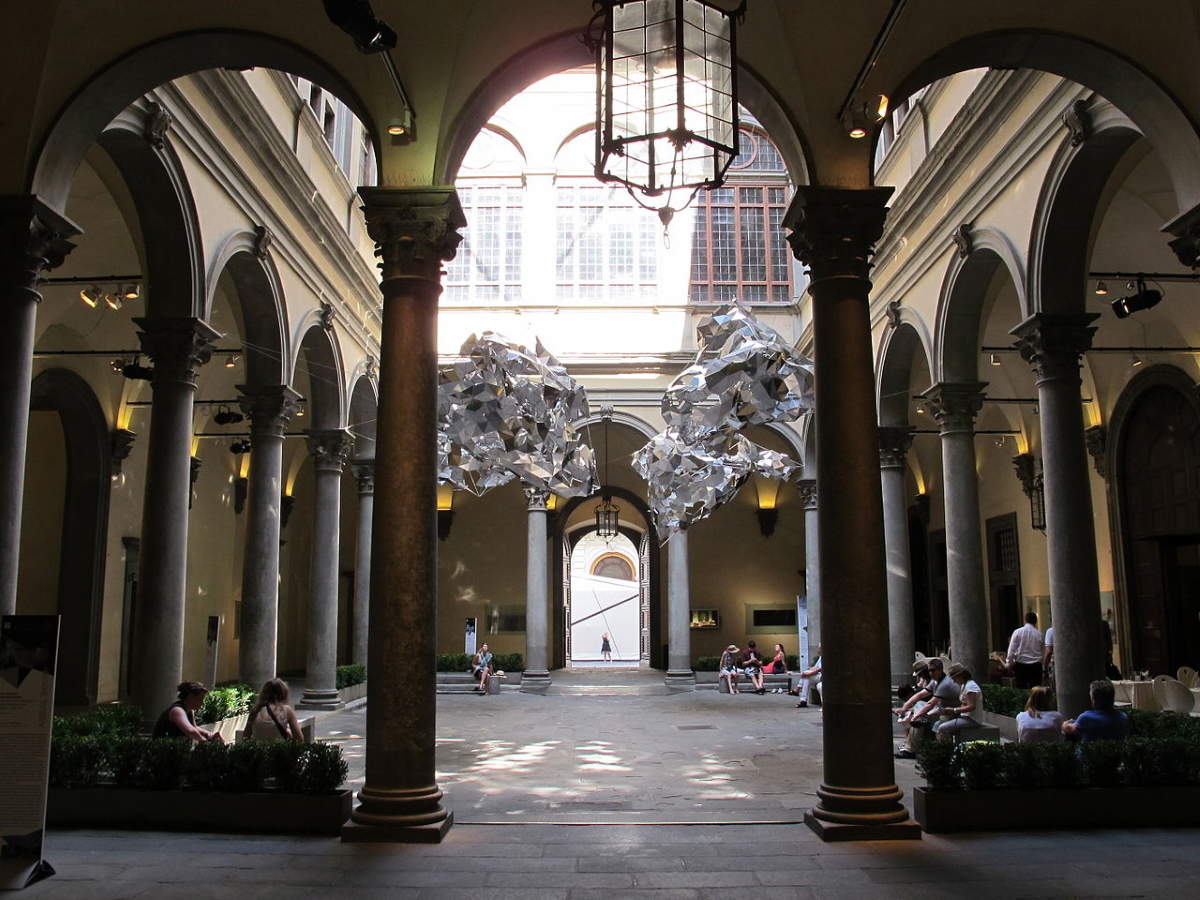 courtyard palazzo strozzi florence italy