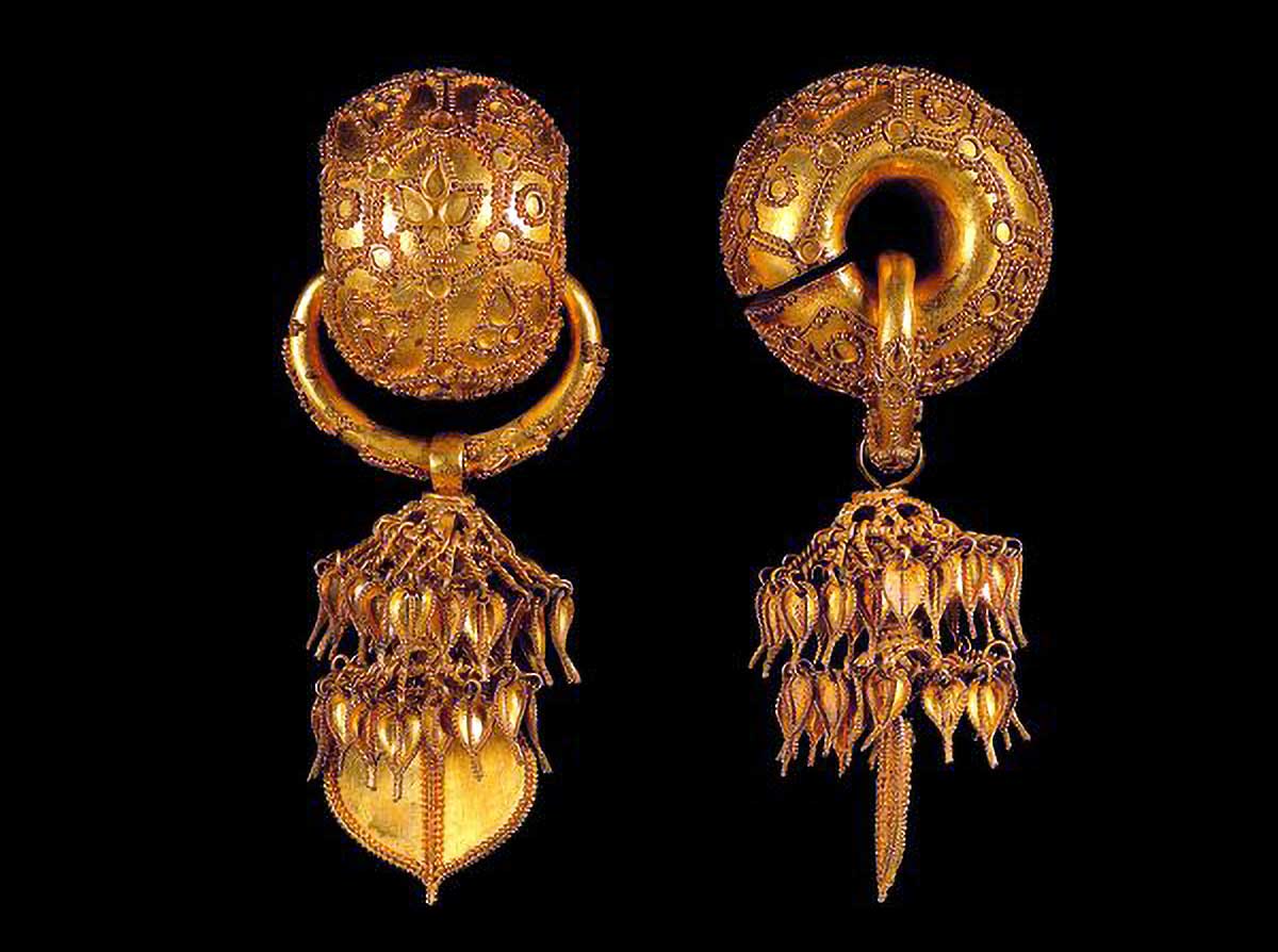 earrings silla treasure