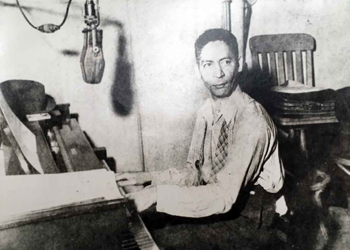 jelly roll morton in front of mic
