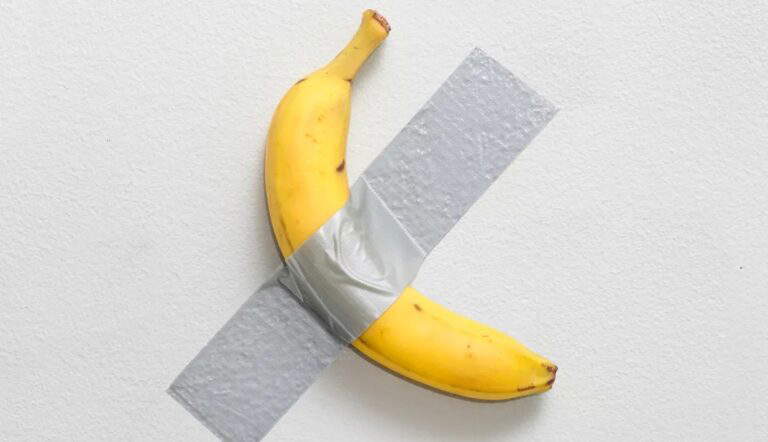 maurizio-cattelans-duct-taped-banana-1million