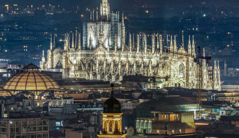 milan cathedral city lights