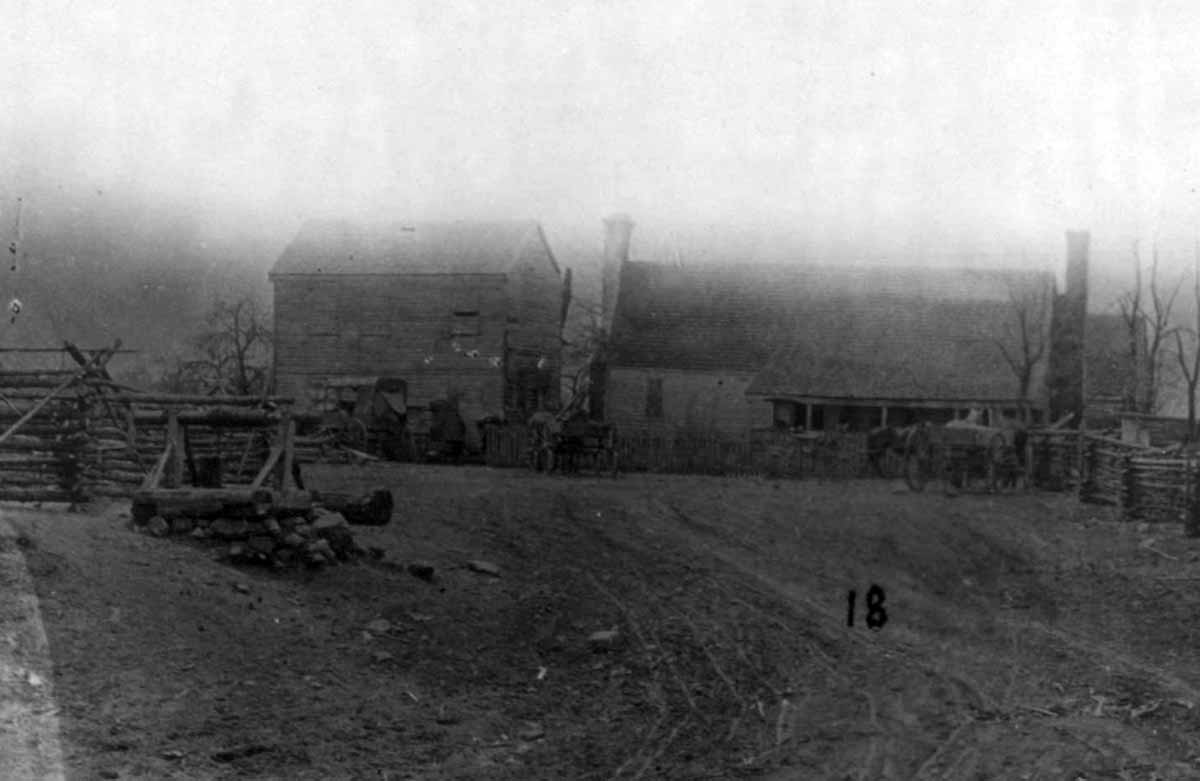 photograph courthouse spotsylvania