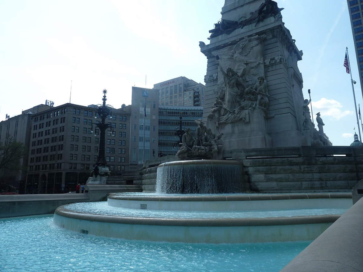 soldiers and sailors monument indianapolis