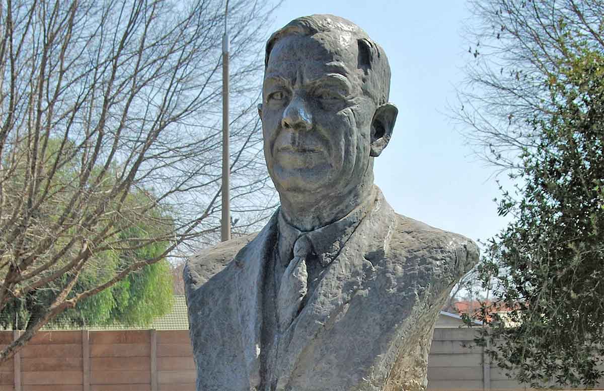 verwoerd bust meyerton