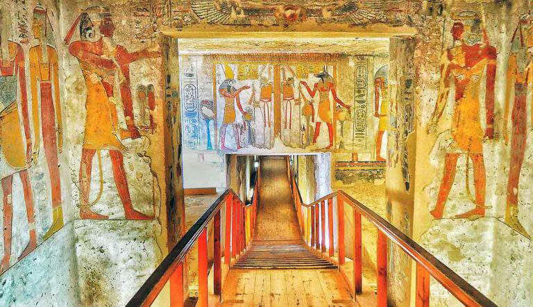 who is burried valley of kings